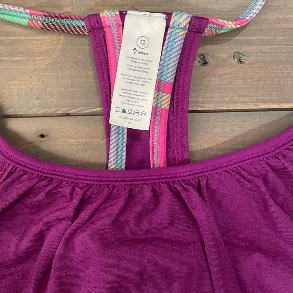 Ivivva by Lululemon tank top. Built in shelf bra. Great condition! Size 12. - Picture 2 of 3